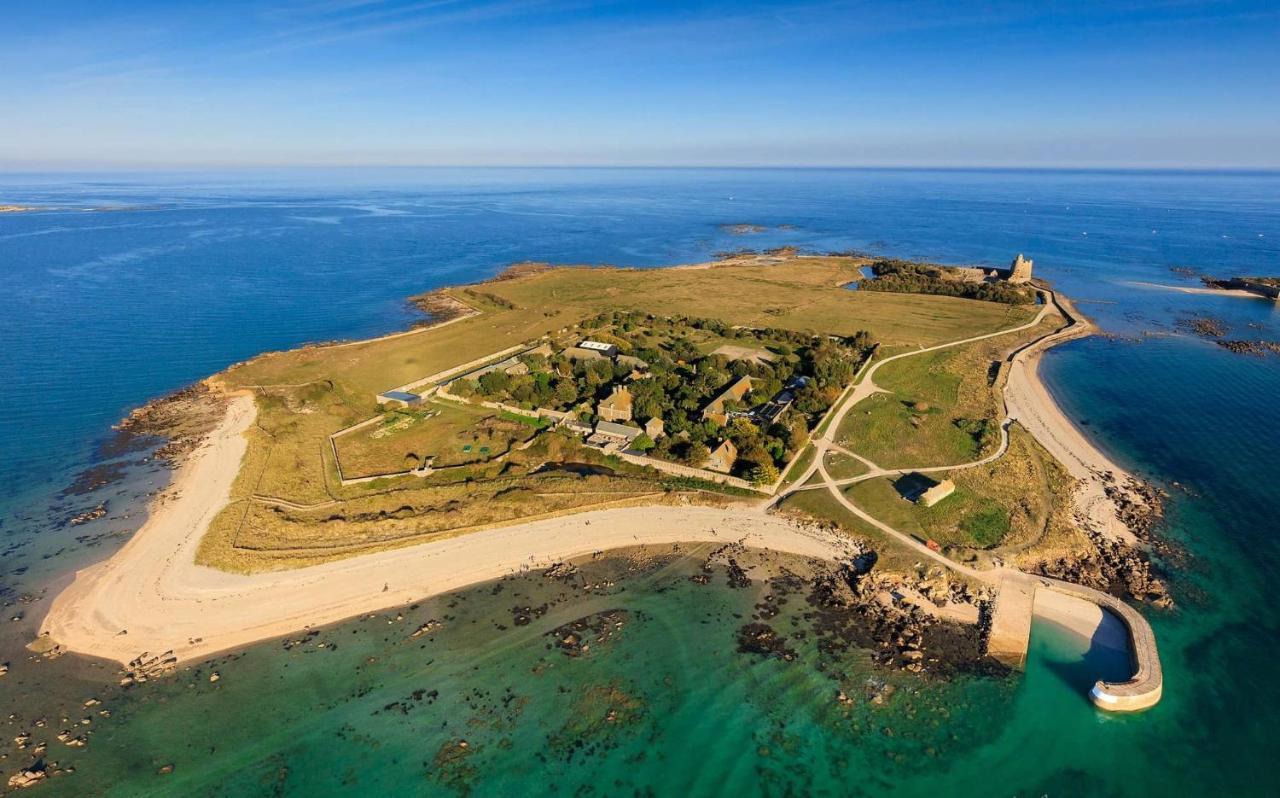 Maison Normande Proche De La Mer Et Des Lieux Touristiques Quettehou 외부 사진