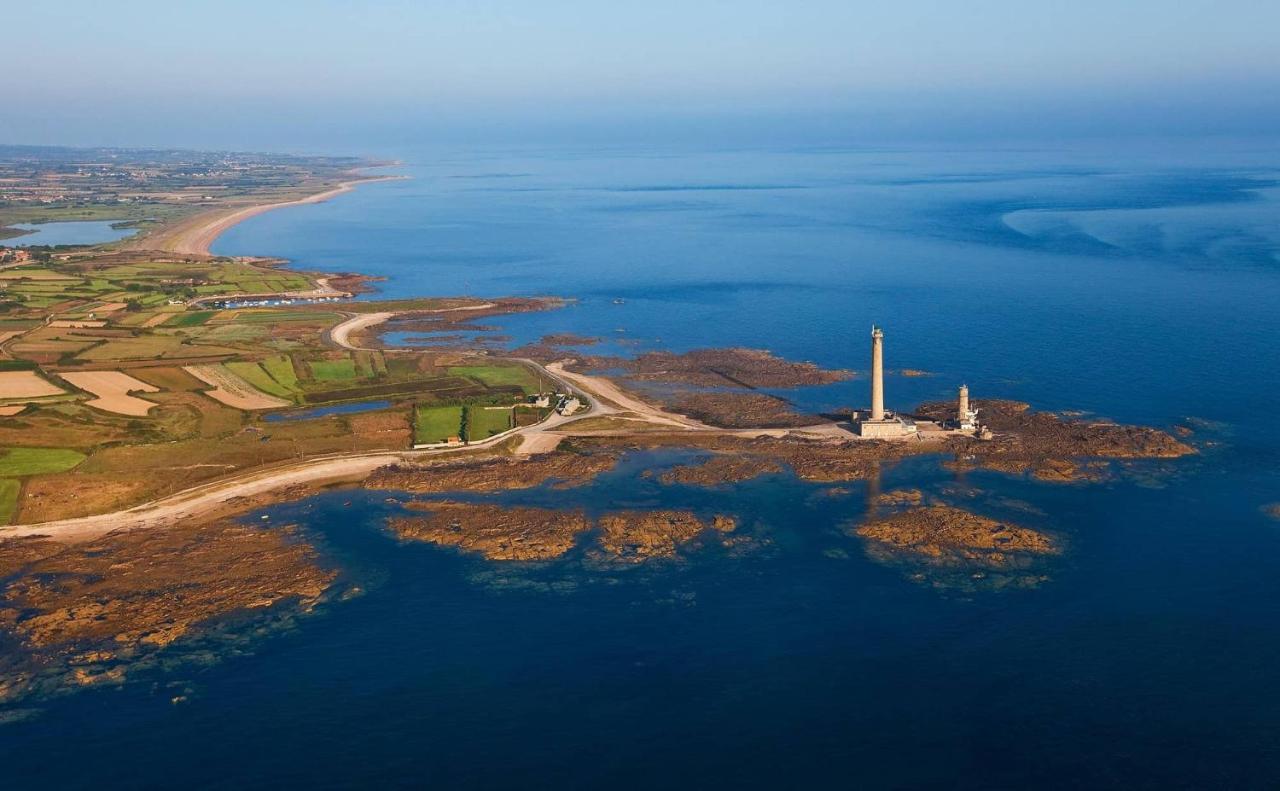 Maison Normande Proche De La Mer Et Des Lieux Touristiques Quettehou 외부 사진